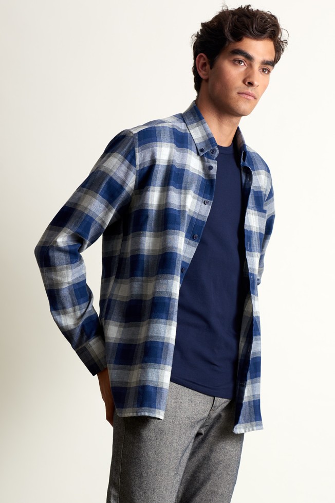 Camisa desportiva cintada Camisa desportiva cintada