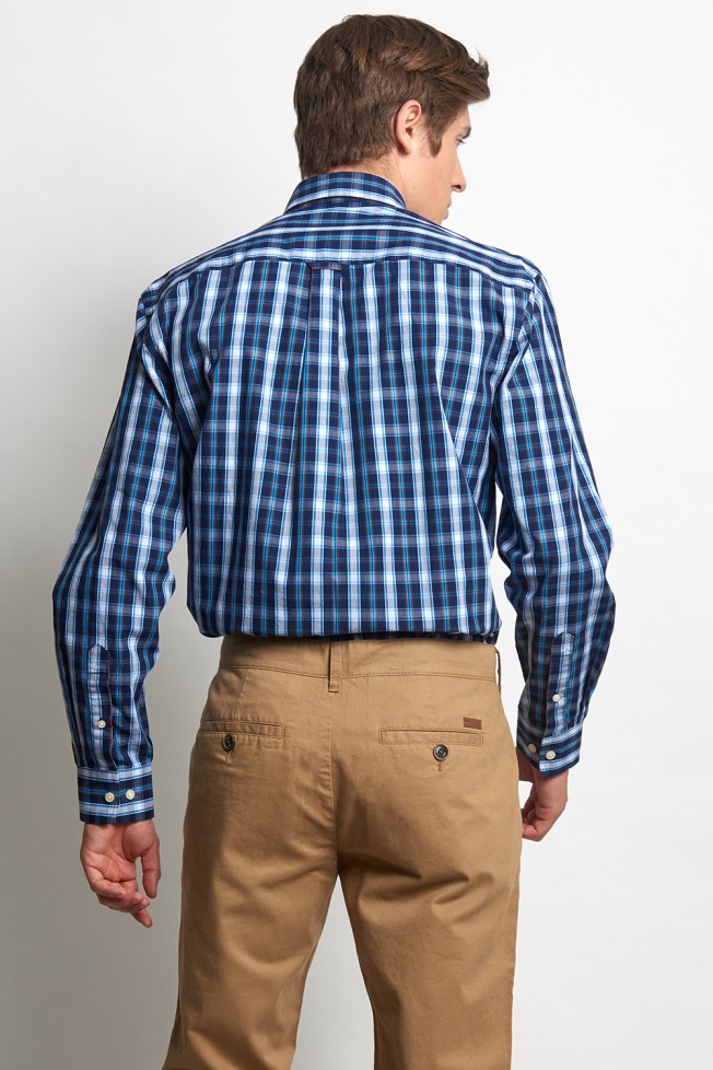 Camisa regular fit a cuadros Camisa regular fit a cuadros