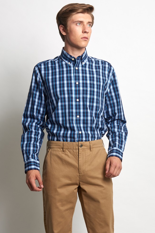 Camisa regular fit a cuadros Camisa regular fit a cuadros