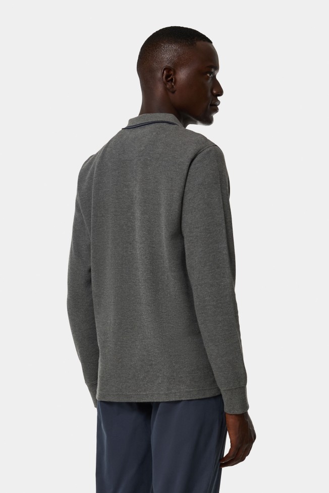 Polo de corte regular Polo de corte regular